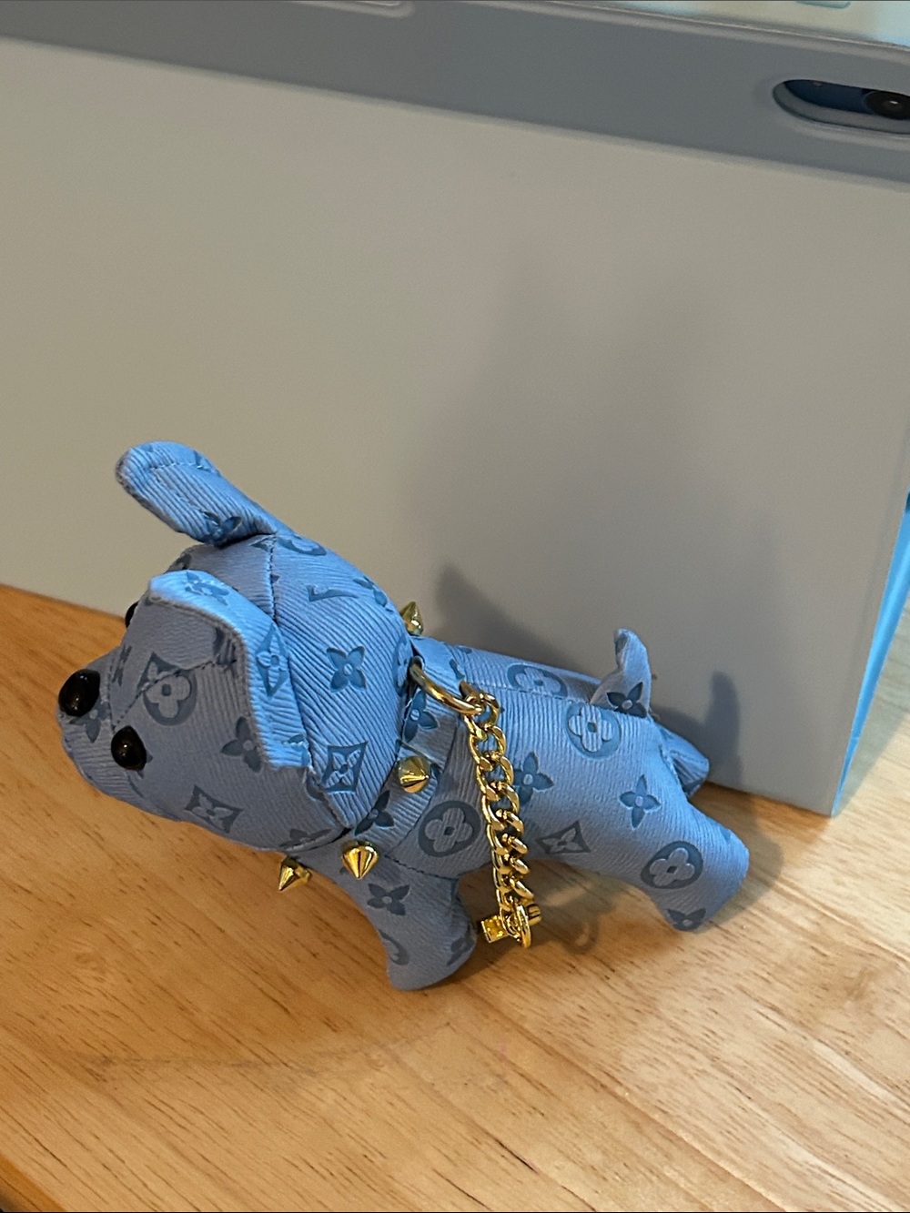 Lux Blue Patterned Dog Key Charm with Gold Chain